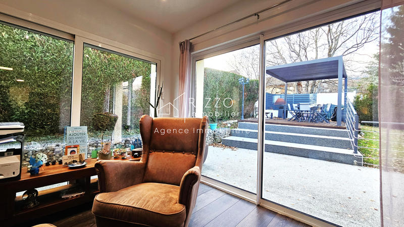 Maison - 127 m² - 5 pièces