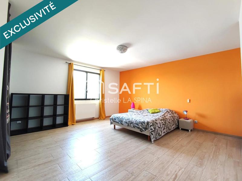 Maison - 185 m² - 6 pièces