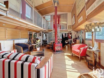 Maison - 223 m² - 6 pièces