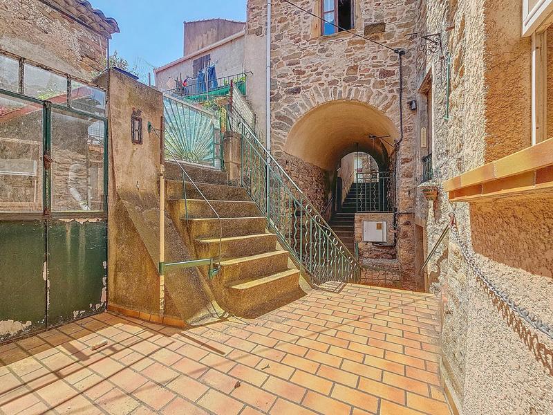 Maison de village - 108 m² - 5 pièces