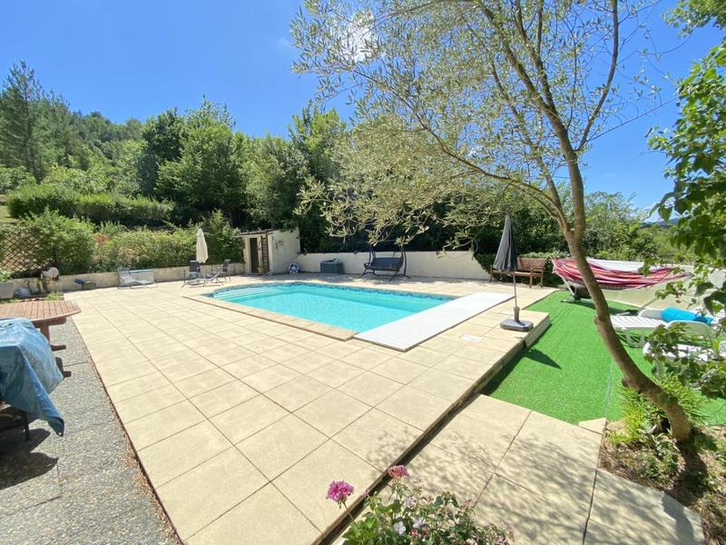 Villa - 111 m² - 7 pièces
