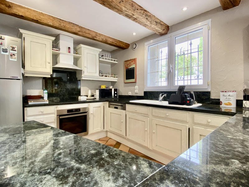 Villa - 193 m² - 6 pièces