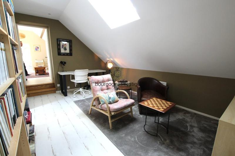 Propriété - 283 m² - 8 pièces