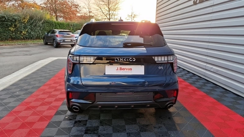 Lynk &amp; Co 01 1.5 Phev 261 Ch Dcth7
