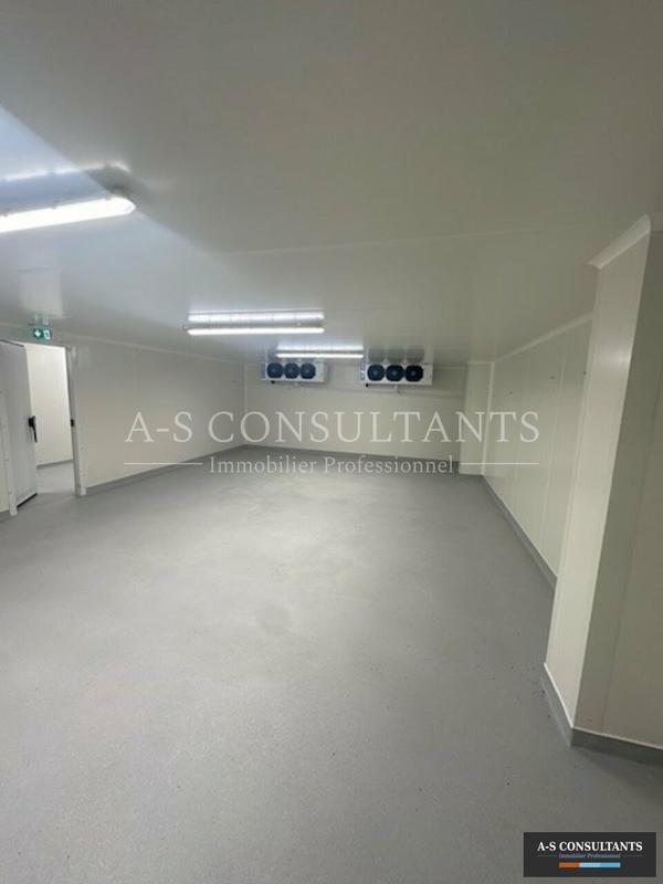 Local commercial - 886 m²