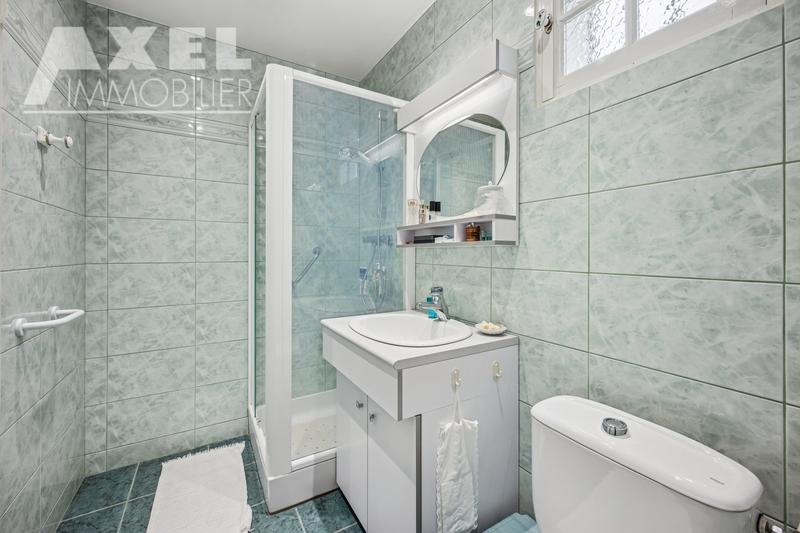 Maison - 225 m² - 6 pièces