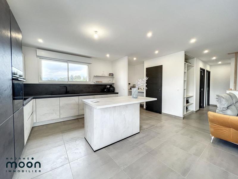 Villa - 155 m² - 6 pièces