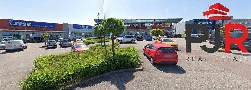 Local commercial - 900 m²