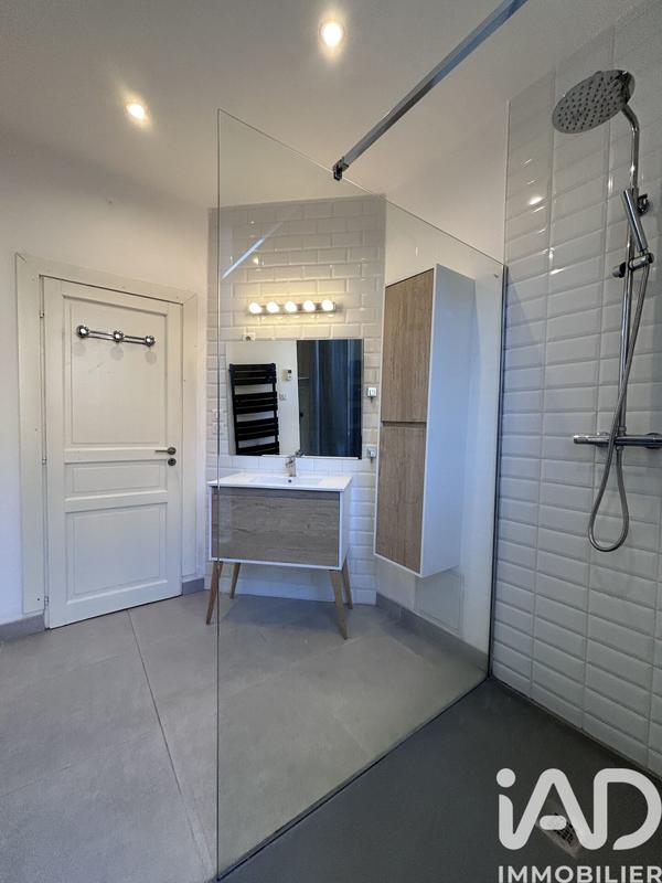 Appartement - 80 m² - 4 pièces