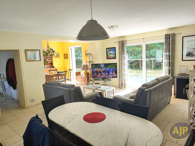 Maison - 136 m² - 6 pièces