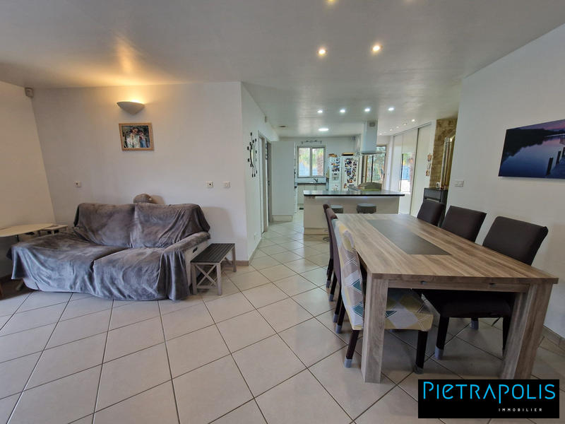 Maison - 105 m² - 5 pièces