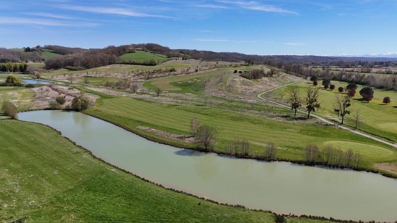 Château - 1 100 m² - 15 pièces