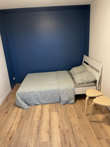Chambre - 12 m² - 5 pièces