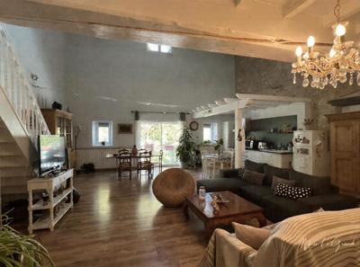 Maison - 175 m² - 6 pièces