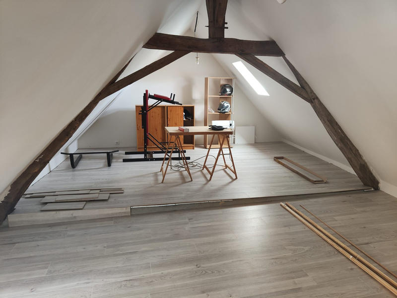 Maison - 90 m² - 3 pièces