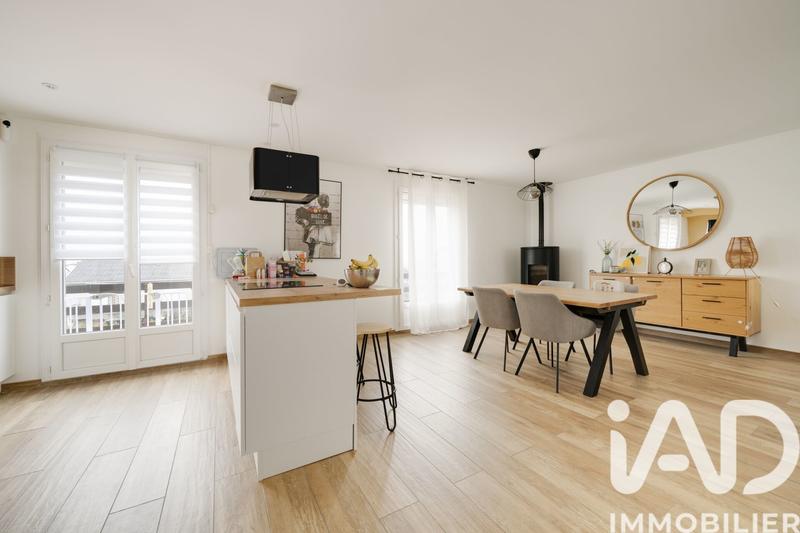 Maison - 104 m² - 5 pièces