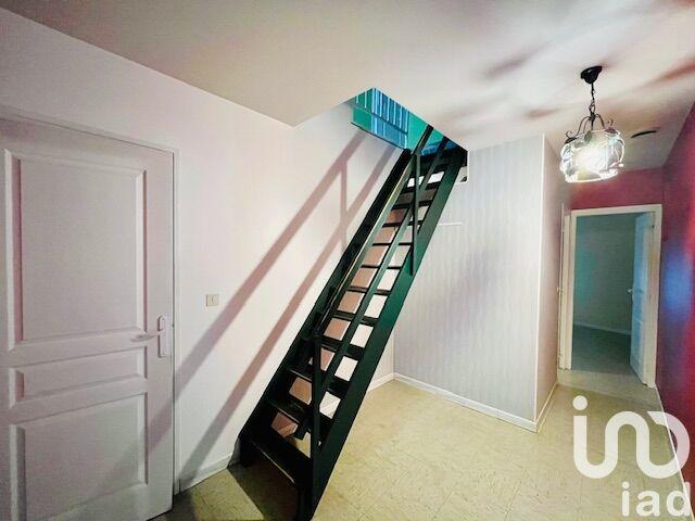 Maison - 137 m² - 8 pièces