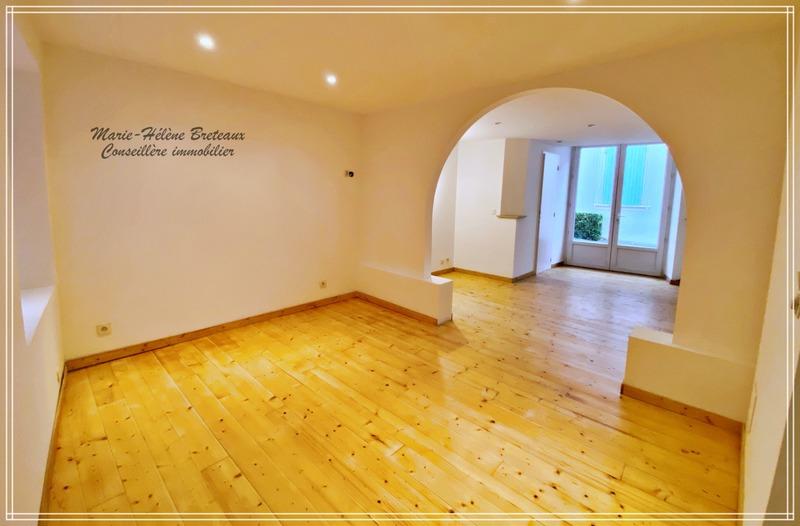 Maison de village - 180 m² - 7 pièces