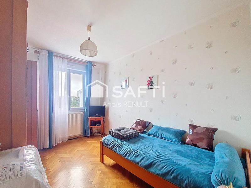 Maison - 90 m² - 5 pièces