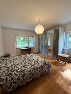 Maison - 240 m² - 7 pièces