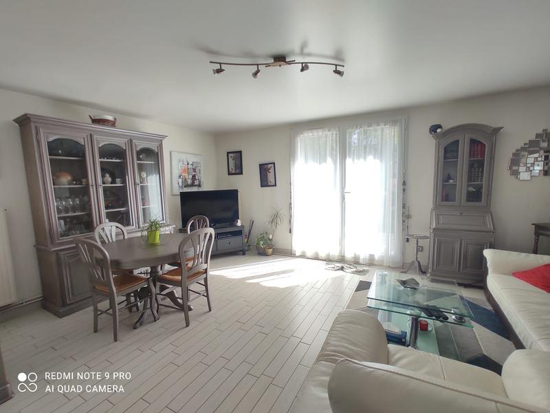 Maison traditionnelle - 80 m² - 4 pièces