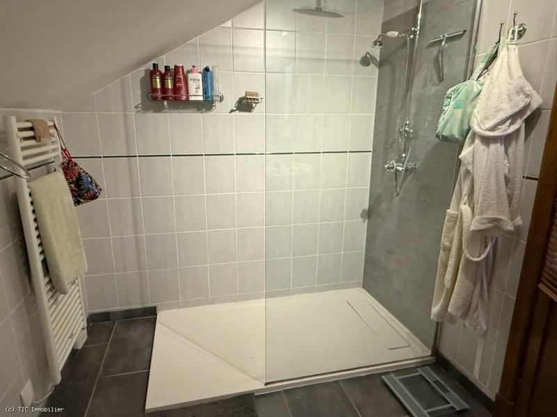 Propriété - 172 m² - 7 pièces