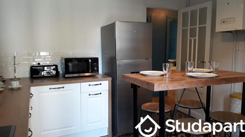 Chambre - 13 m² - 1 pièce