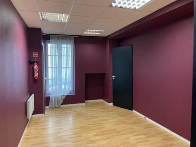 Local commercial - 87 m² - 2 pièces