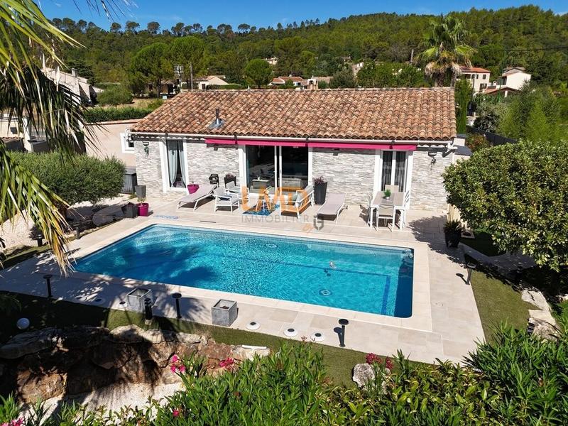 Maison - 120 m² - 5 pièces