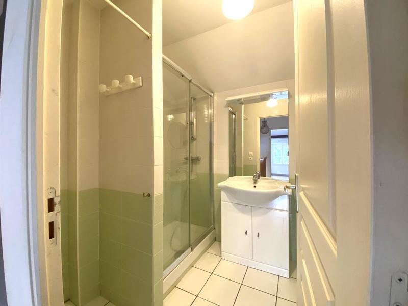 Appartement ancien - 56 m² - 3 pièces