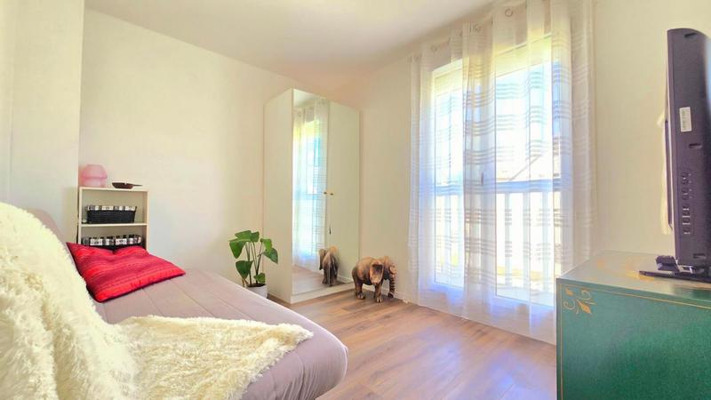 Maison traditionnelle - 163 m² - 7 pièces