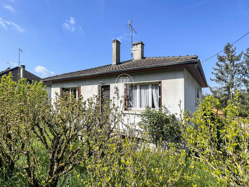Maison traditionnelle - 73 m² - 4 pièces
