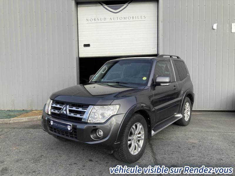Mitsubishi Pajero 30th Anniversary 3.2 Di 200 Ch - Short Wagon Bva 1ere Main