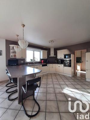 Maison - 161 m² - 6 pièces