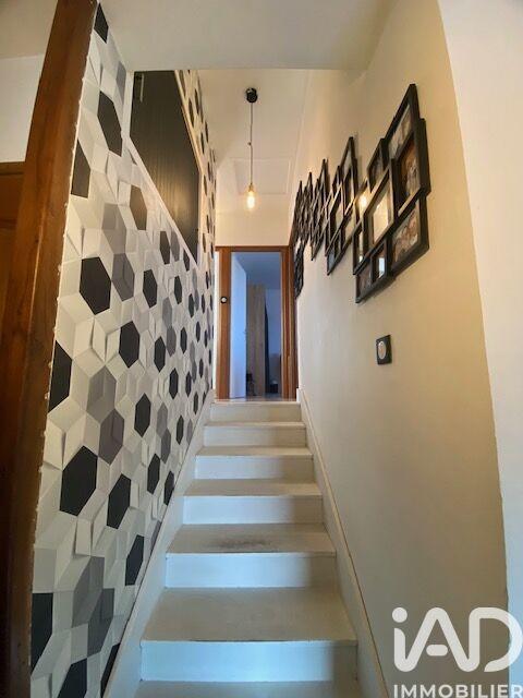 Maison - 96 m² - 5 pièces