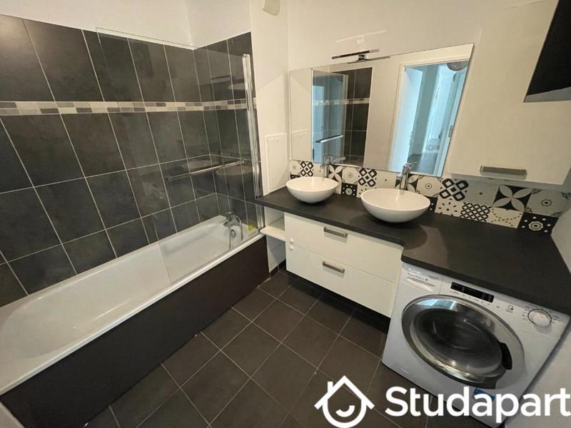 Chambre - 9 m² - 1 pièce