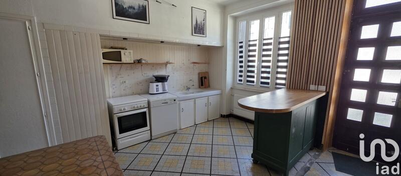 Maison - 280 m² - 9 pièces