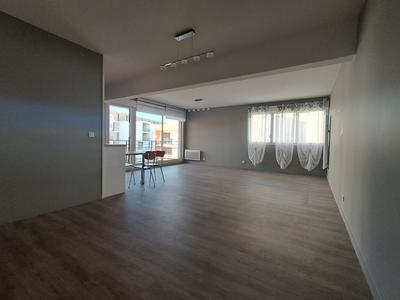 Appartement - 80 m² - 3 pièces