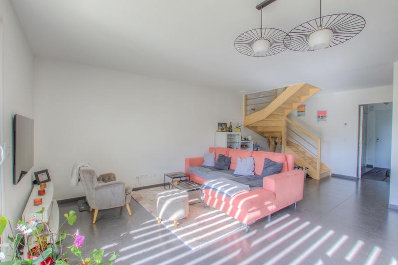 Maison - 122 m² - 5 pièces