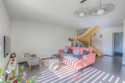 Maison - 122 m² - 5 pièces