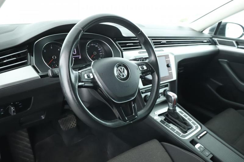 Volkswagen Passat Sw 2.0 Tdi BlueMotion Tech Connect Dsg7 150 ch