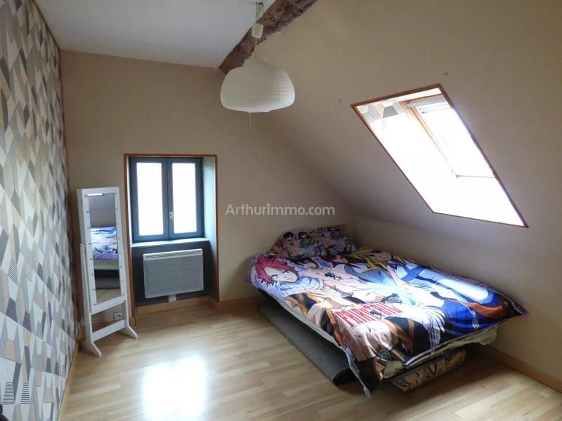 Maison - 105 m² - 8 pièces