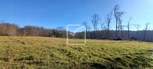 Terrain - 34 329 m²