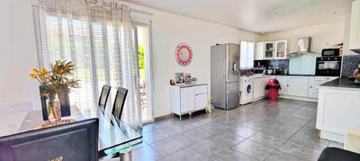 Maison - 110 m² - 6 pièces