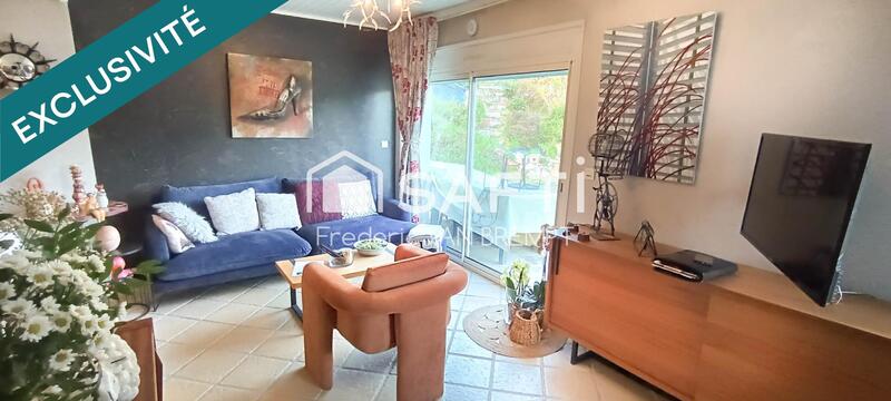 Maison - 228 m² - 8 pièces