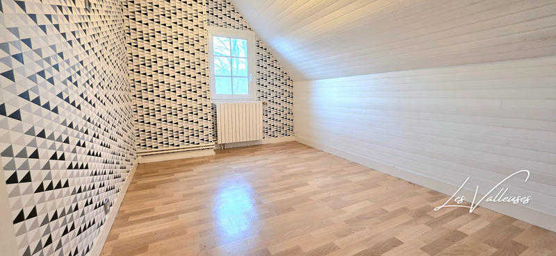 Maison - 85 m² - 5 pièces