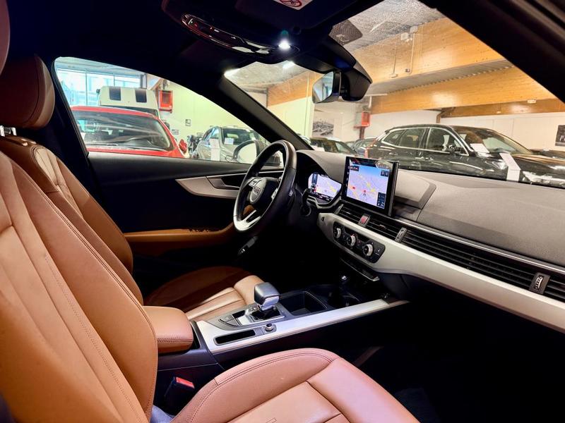 Audi A4 Avant 30tdi 136ch s-tronic / 1ere Main