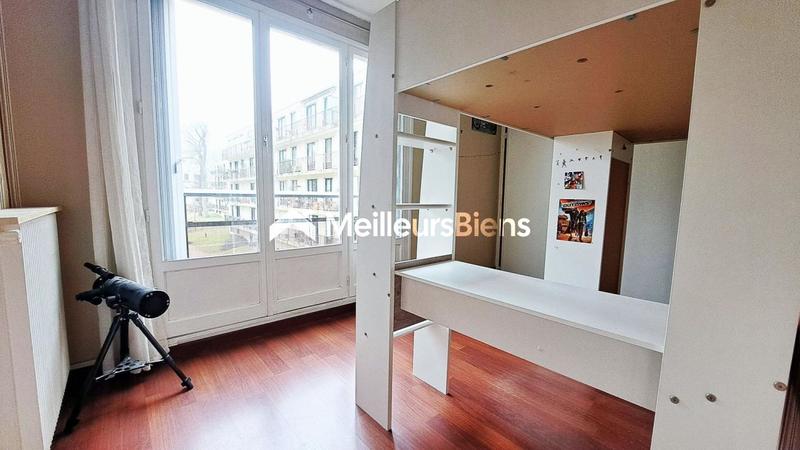 Appartement - 95 m² - 5 pièces