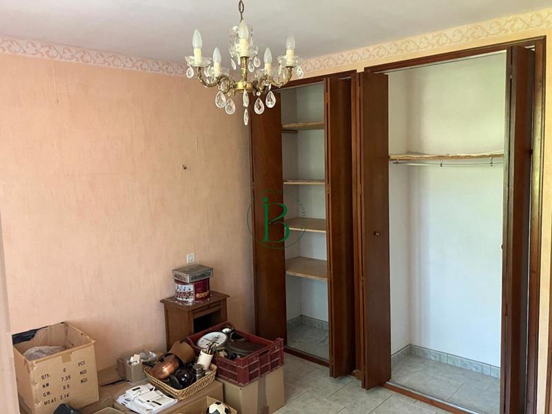 Villa - 242 m² - 6 pièces