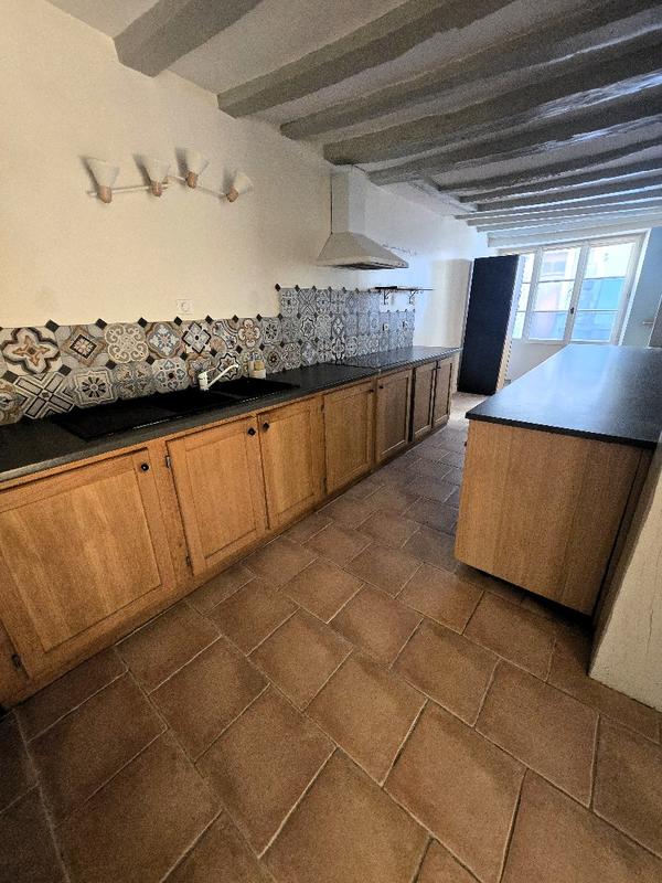 Maison - 102 m² - 4 pièces